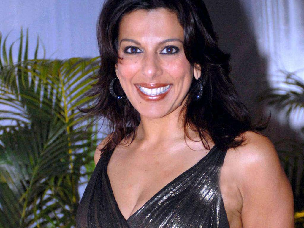 Hot Sexy Porn Alopo Pooja Bedi Hot Wallpapers