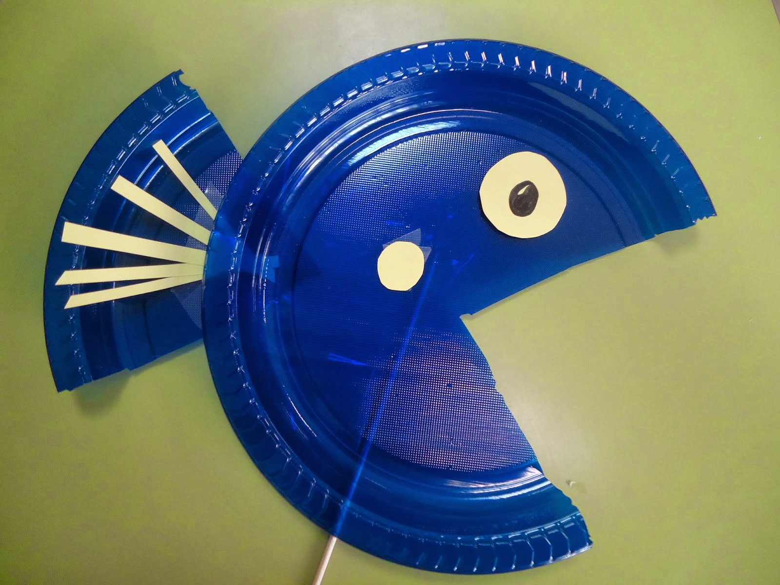 LA MONEDA EN LA BOCA DEL PEZ