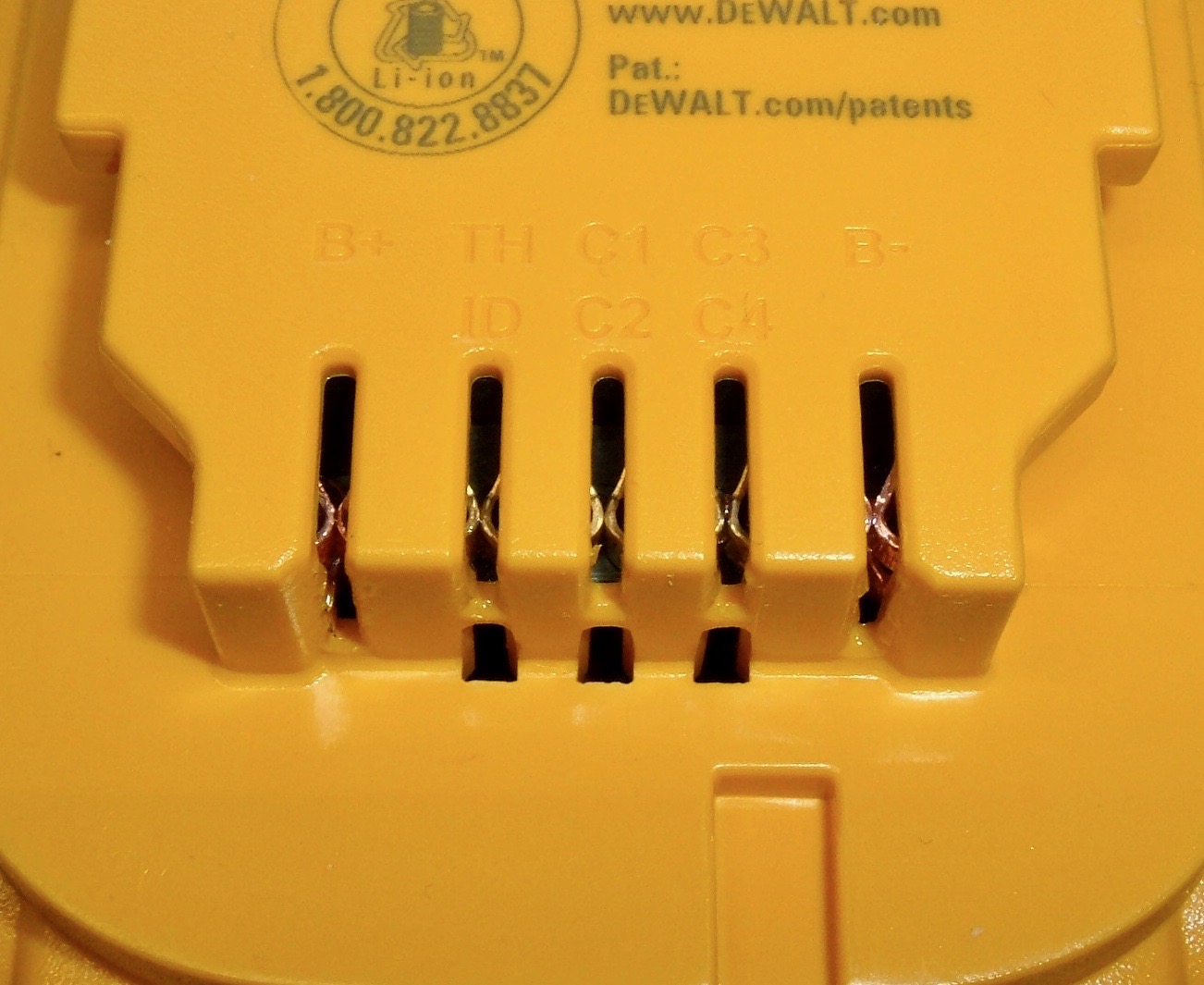 Syonyk S Project Blog Dewalt 20v Max 6 0ah Pack Teardown Analysis