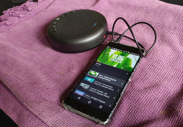 eMeet Luna Review Full Duplex Speakerphone | Gadget Explained Reviews