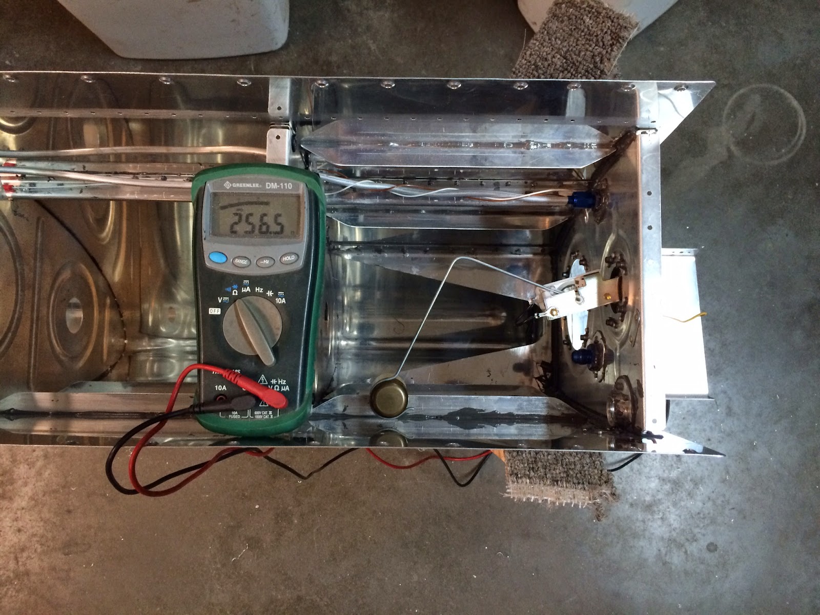 Mike and Sarah Build an RV10 Fuel Tanks