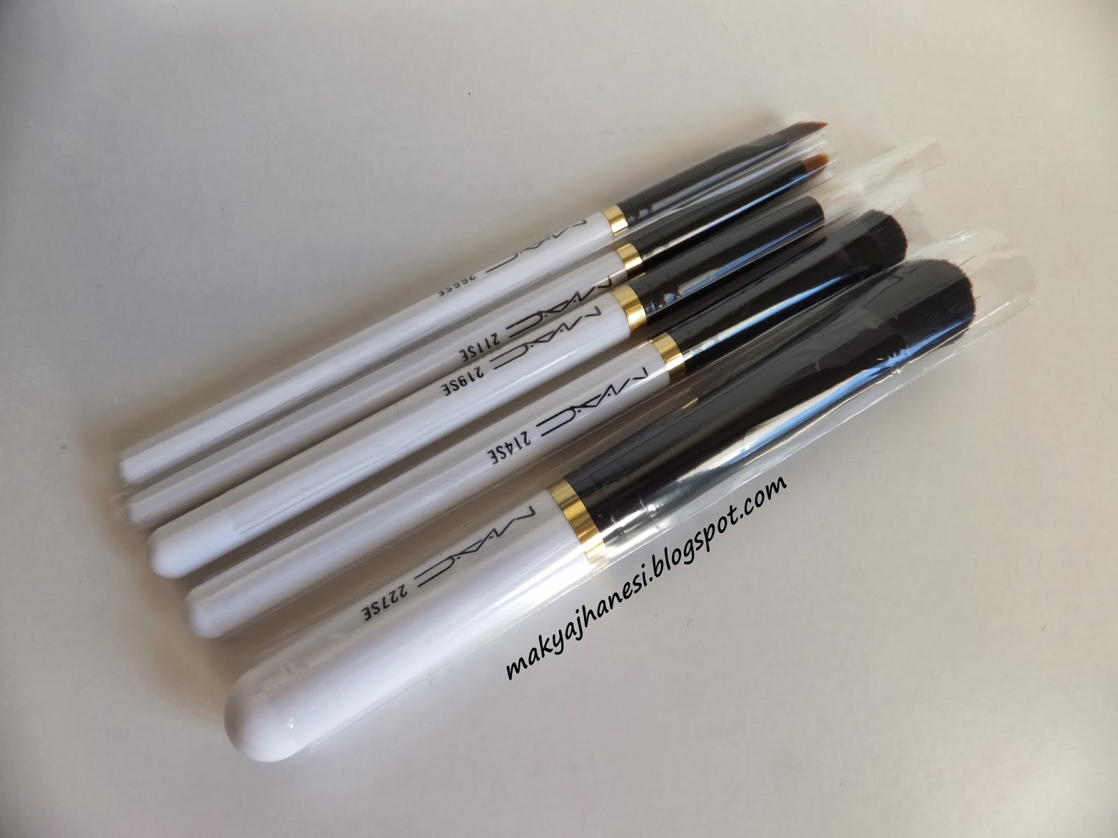 makyajhanesi MAC Stroke of Midnight Smoky Eye Brush Kit // İnceleme