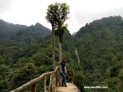 Spot Foto di Curug Cibareubeuy Subang