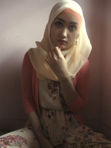 Inilah Foto Cewek Jilbab Cantik Tidak Pakai Celana yang Gemparkan