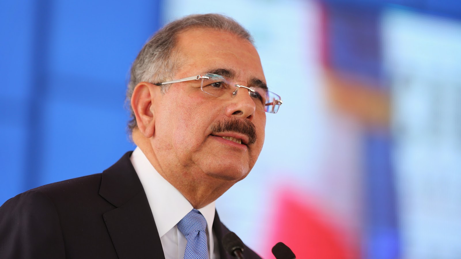 Revista El Cañero: Danilo Medina asciende y nombra generales de brigada