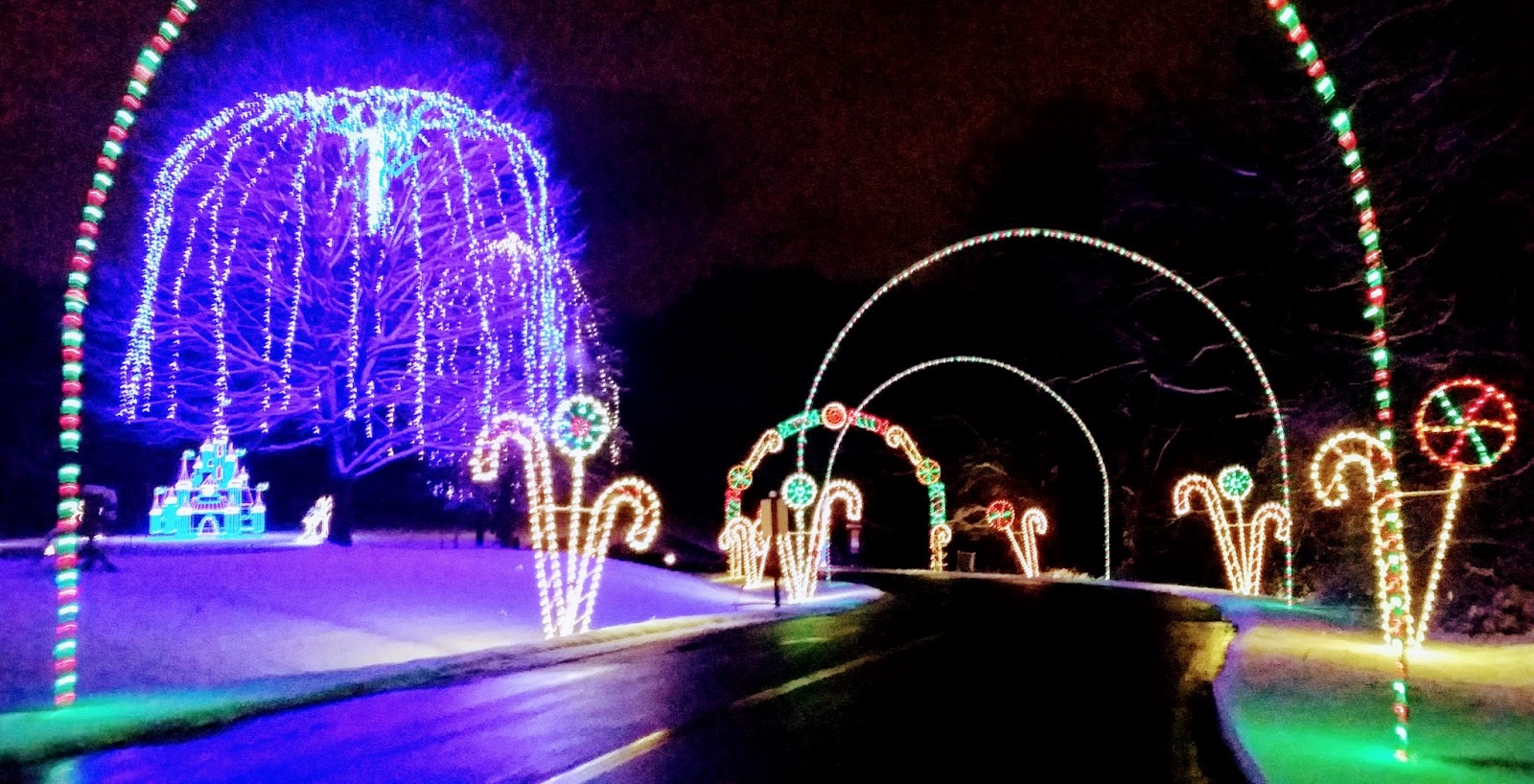Midatlantic Daytrips Snow A Bonus At Winter Lights Midatlantic Daytrips Snow A Bonus At Winter Lights