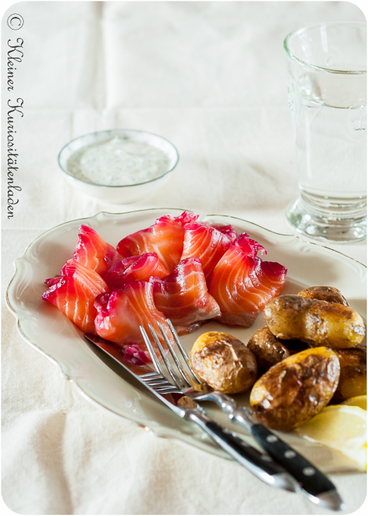 Gebeizter Lachs mit Roter Beete und Gin