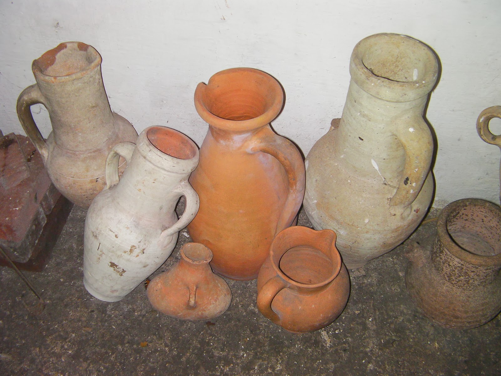 roman wine and produce storage amphorae pottery roman amphorae butser ancient farm and roman villa hampshire