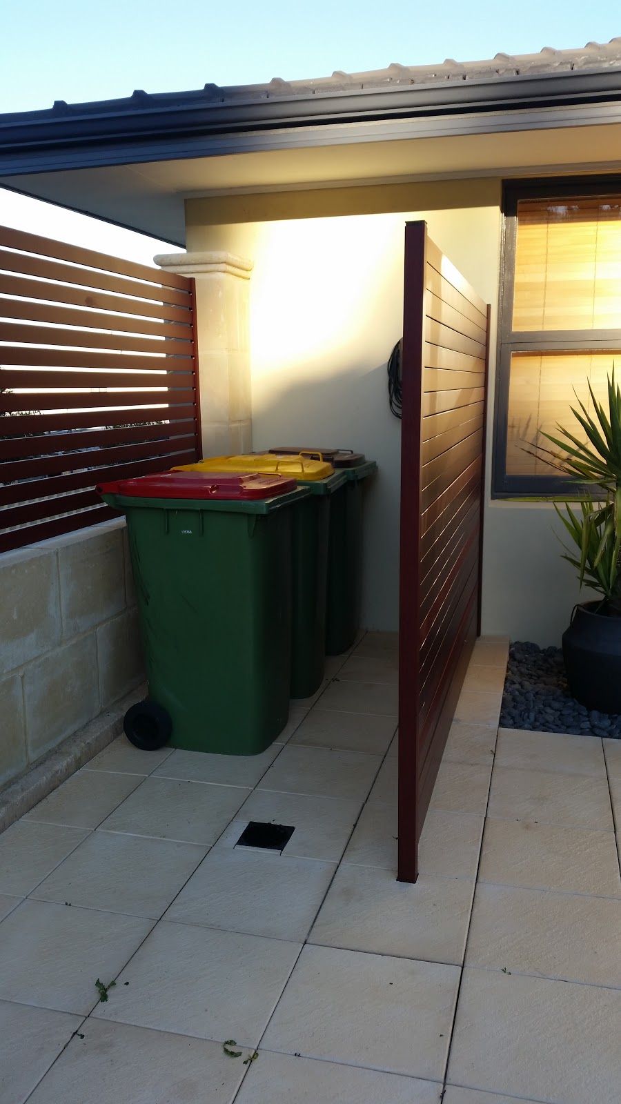 Jarrah Jungle DIY How To Make A Wheelie Bin Screen