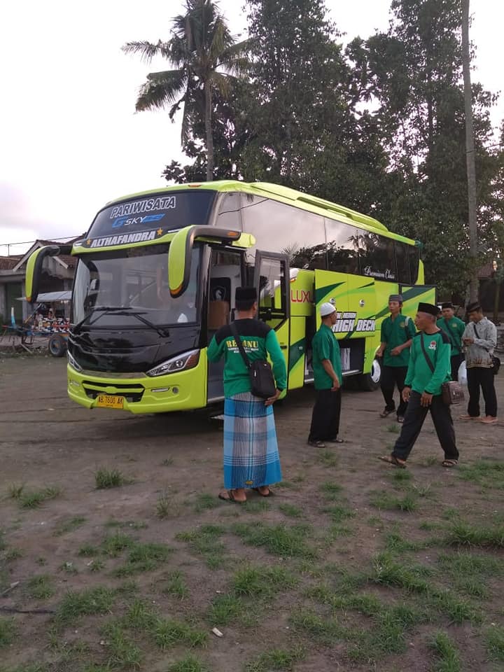 Sewa Bus Pariwisata Jogja Tour Ziarah Ke Magelang