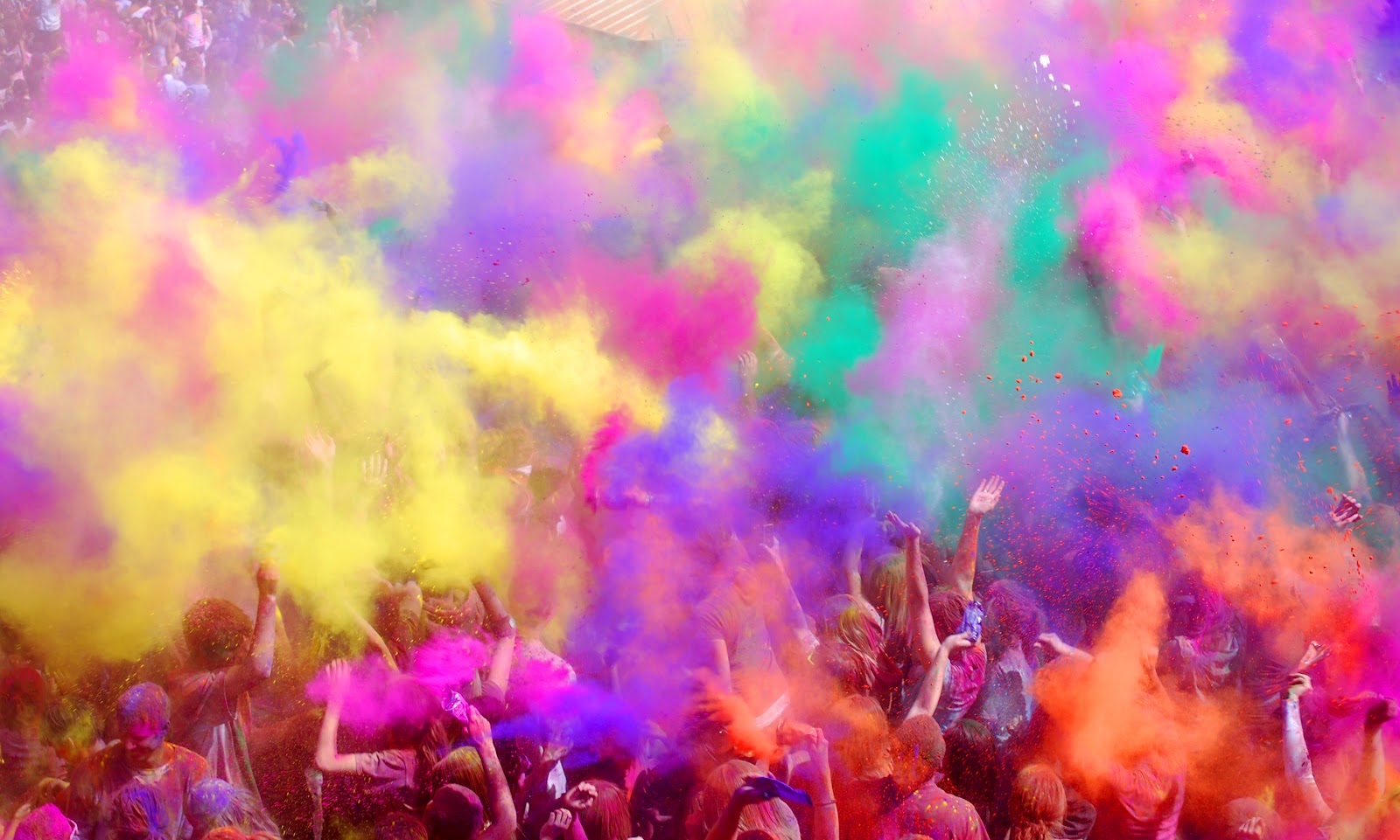 Holi_Festival_the_big_toss_by_vannie_lou