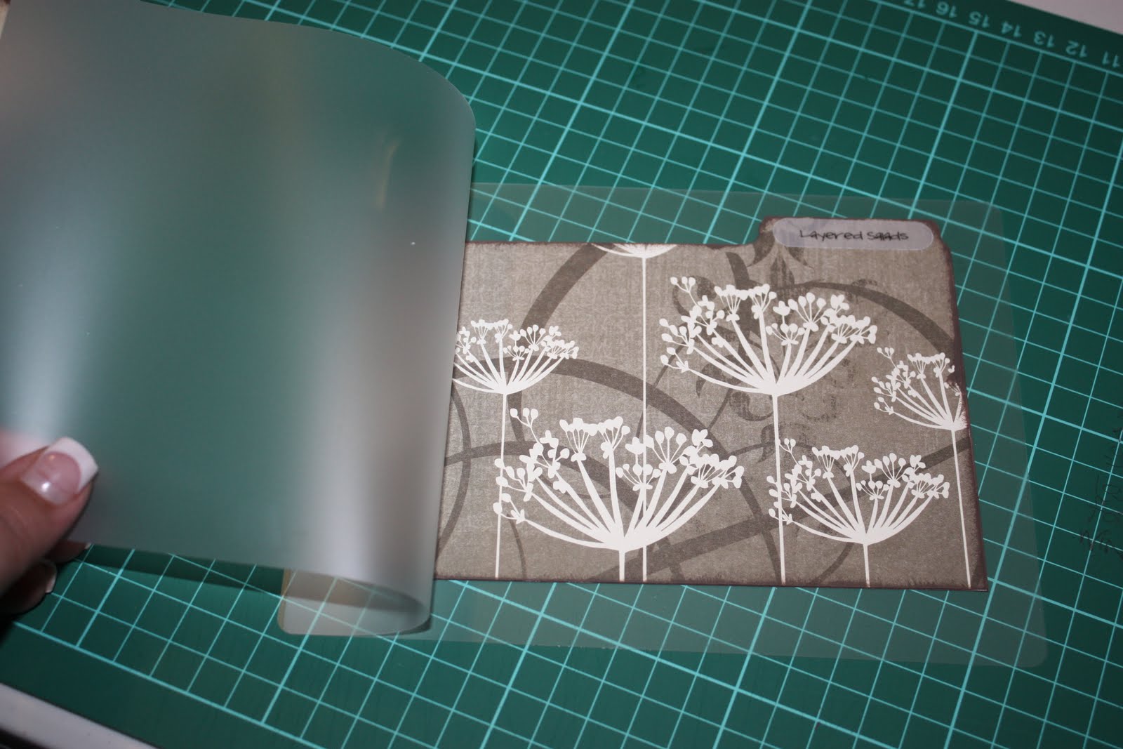 Bootybella Designs Recipe Card Dividers Tutorial...