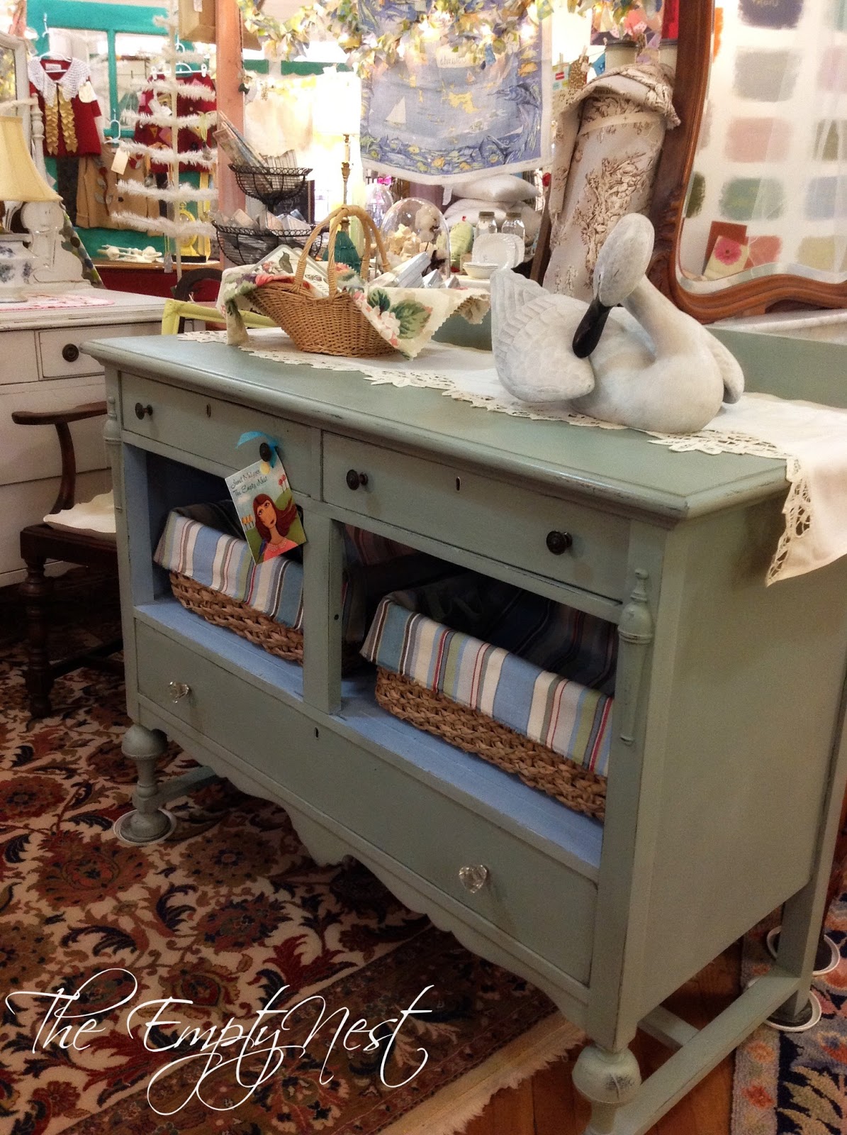 The Empty Nest The fun of mixing colors with Chalk Paint® by Annie