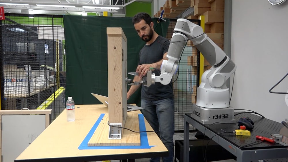 구글의 집단 학습 로봇