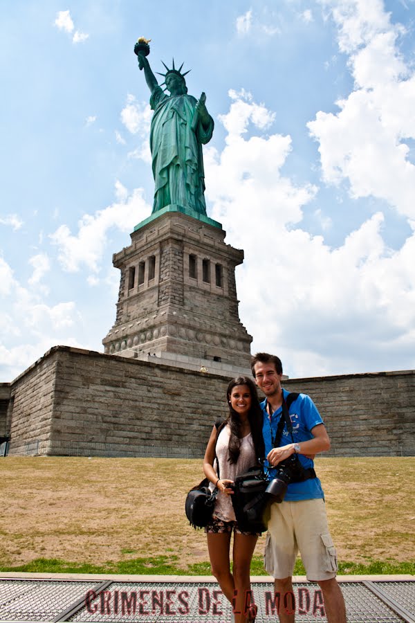 We love NY(I)-196-crimenesdelamoda