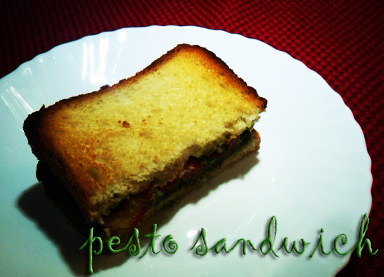 pesto sandwich