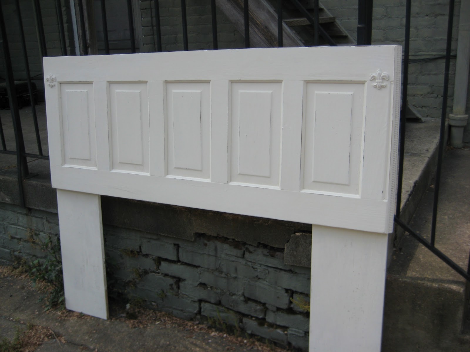 SheShe, The Home Magician Recipe How to Make a Headboard from Scratch!