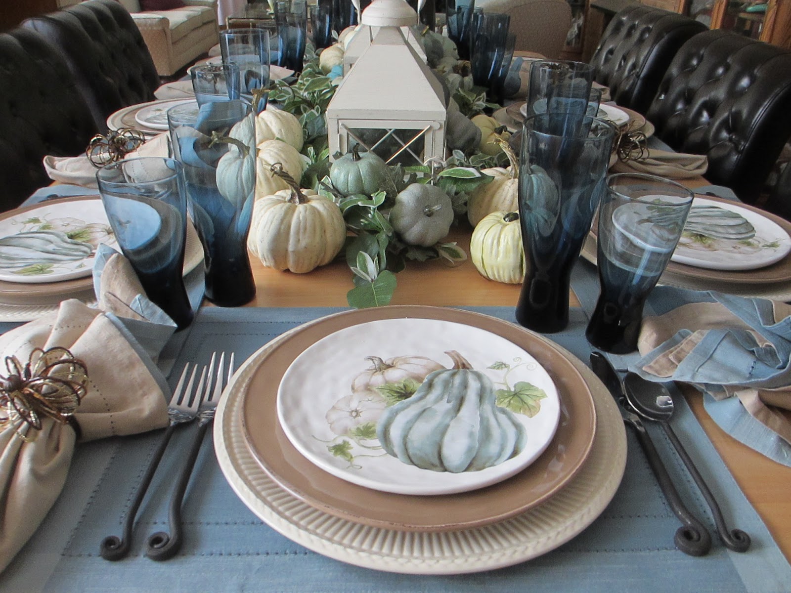 The Welcomed Guest: Autumn Blues and Beige Tablescape