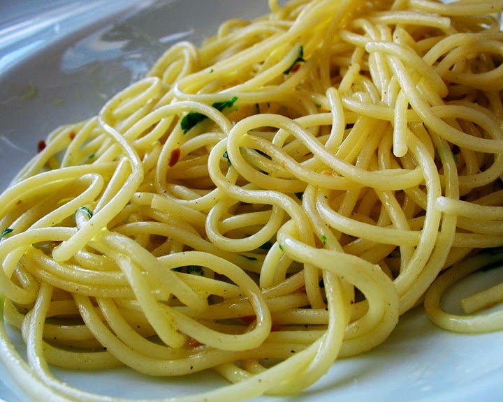 spagetti-s-chesnokom