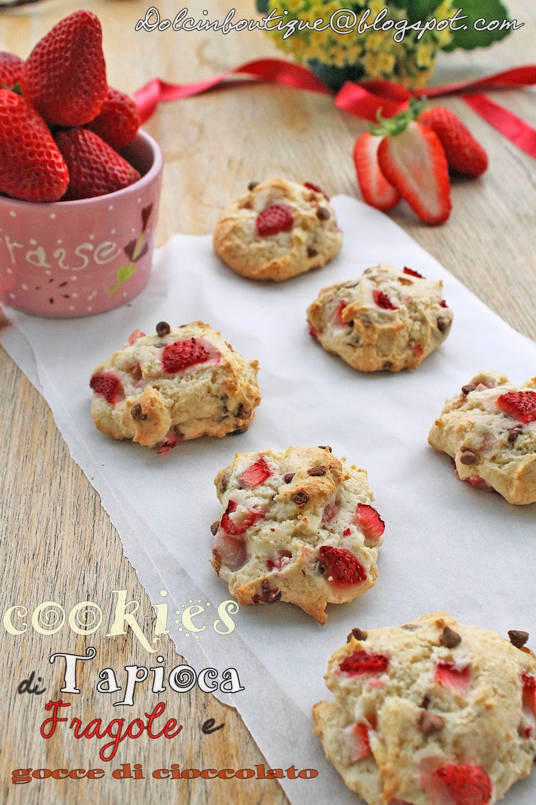 cookies di tapioca con fragole e gocce di cioccolato (gluten free)