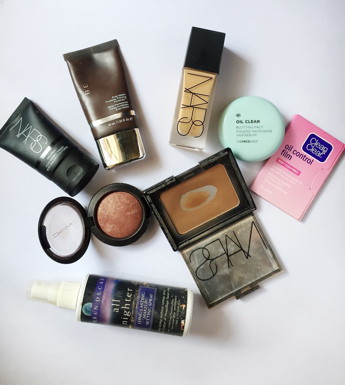 6 Tips for Long-Wearing Makeup - DANA'S VANITY