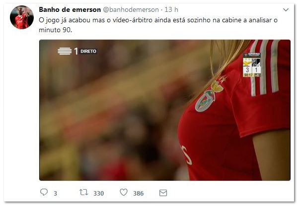 Video-árbitro distraído Video-árbitro distraído
