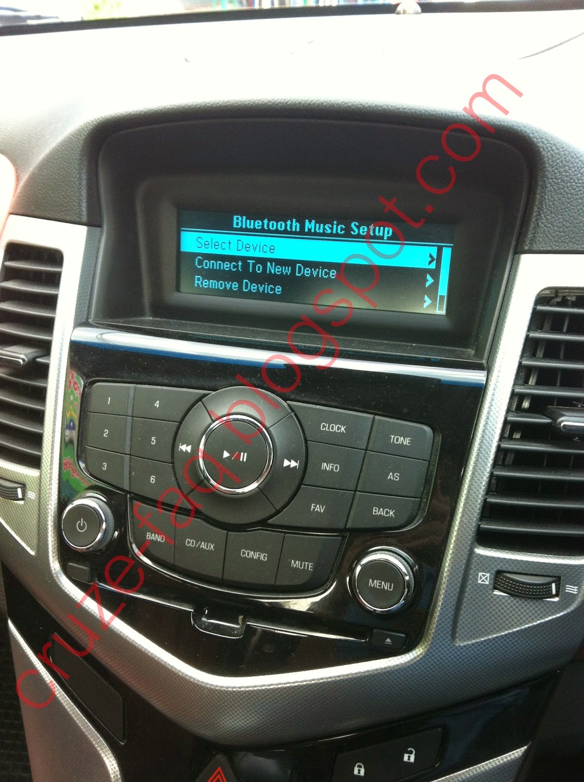 CRUZE F.A.Q.: การเชื่อมต่อเชฟโรเลต ครูซ กับ สมาร์ทโฟน เพื่อฟังเพลง (How