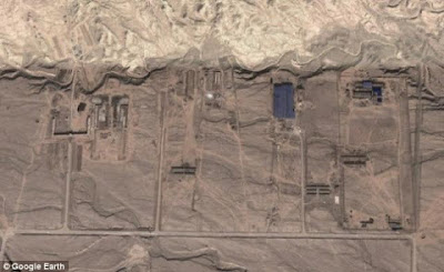 Μυστήριο με το Google Earth: Πρώην αναλυτής της CIA, εντοπίζει περίεργες κατασκευές στη μέση Κινεζικής ερήμου