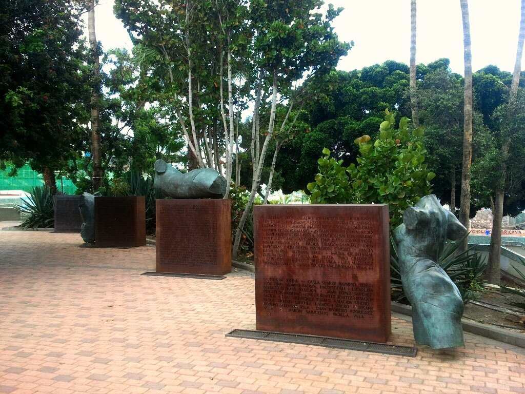 Esculturas Gran Canaria Monumento del Real Club Nautico a la ciudad de