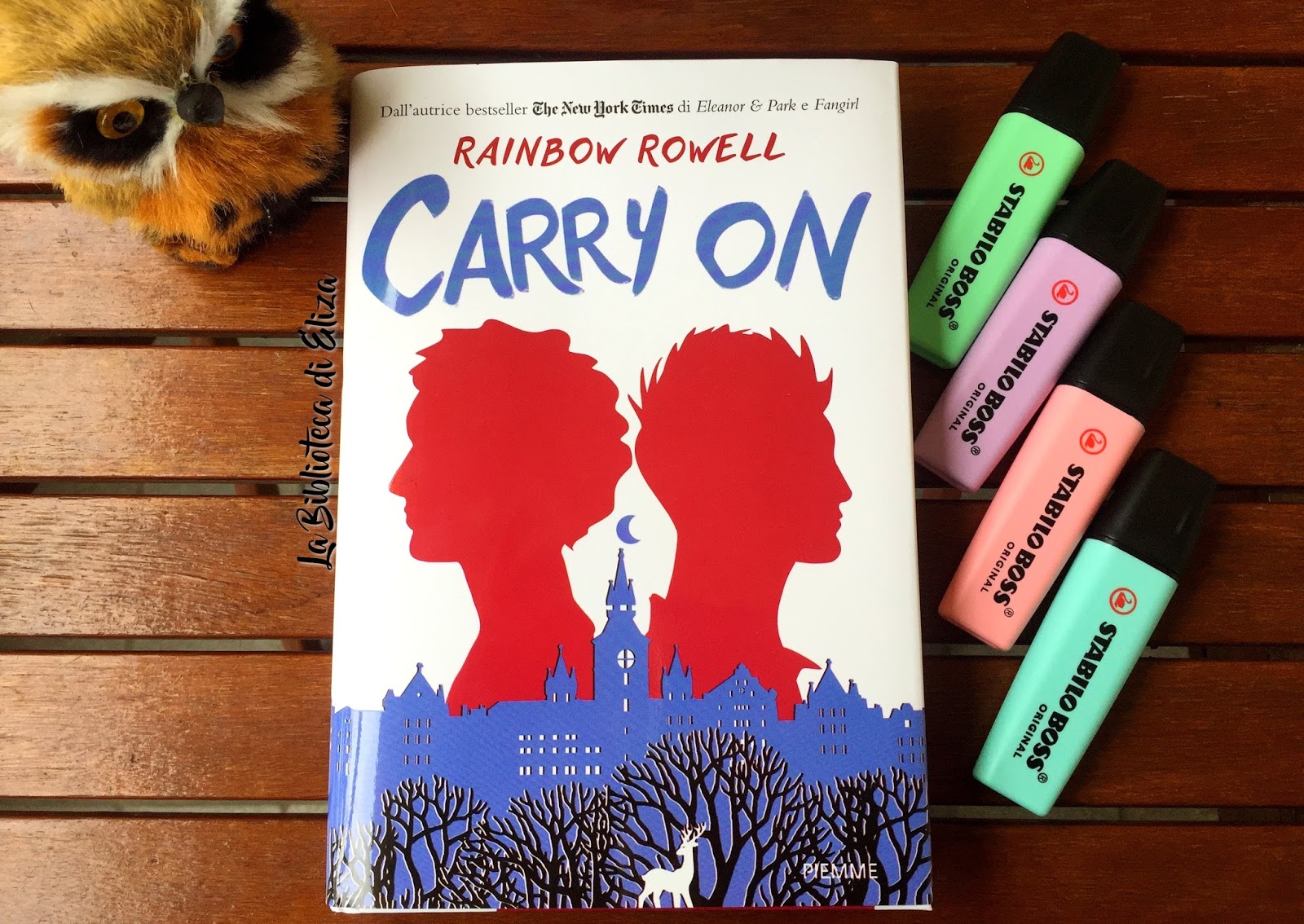 Recensione: Carry on - Rainbow Rowell - La Biblioteca di Eliza