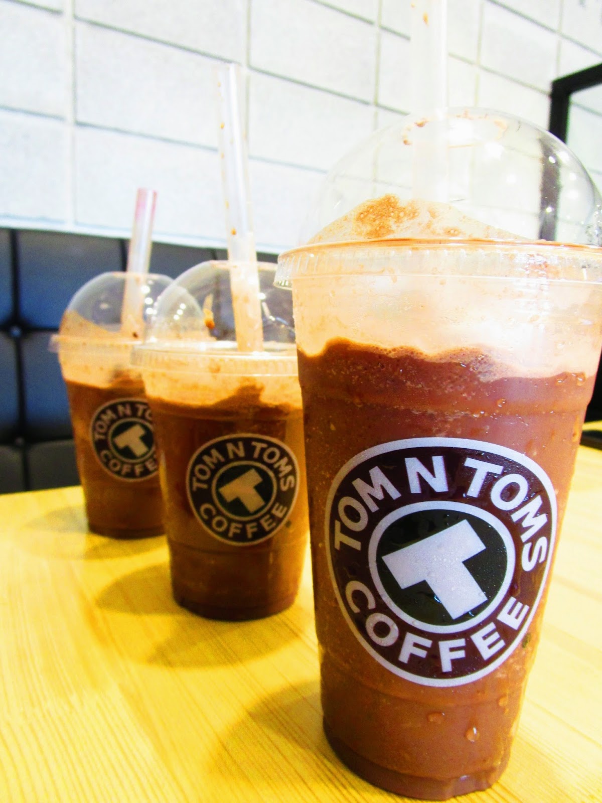 Jaygee Mijares Tom N Toms Bacolod City Negros Occidental, Philippines