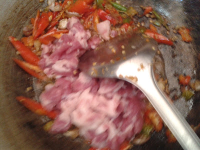 ใส่หมู ใส่หมู