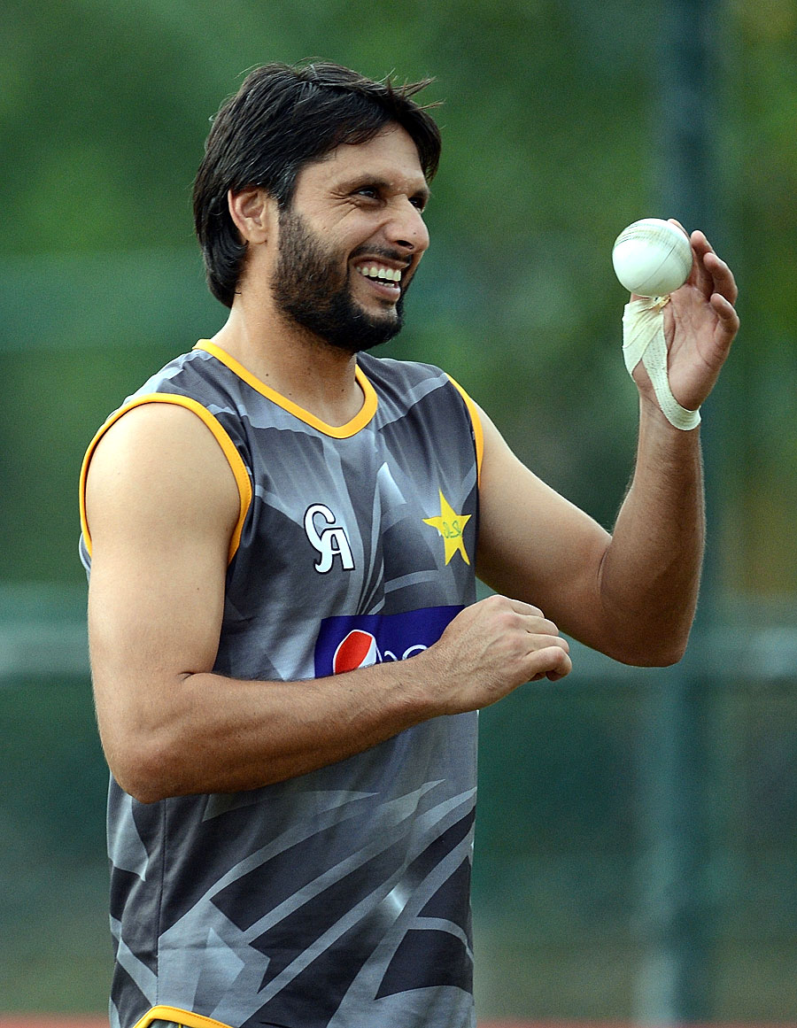 Top 50 Shahid Afridi Wallpaper,Images,Photos,Picture Download.