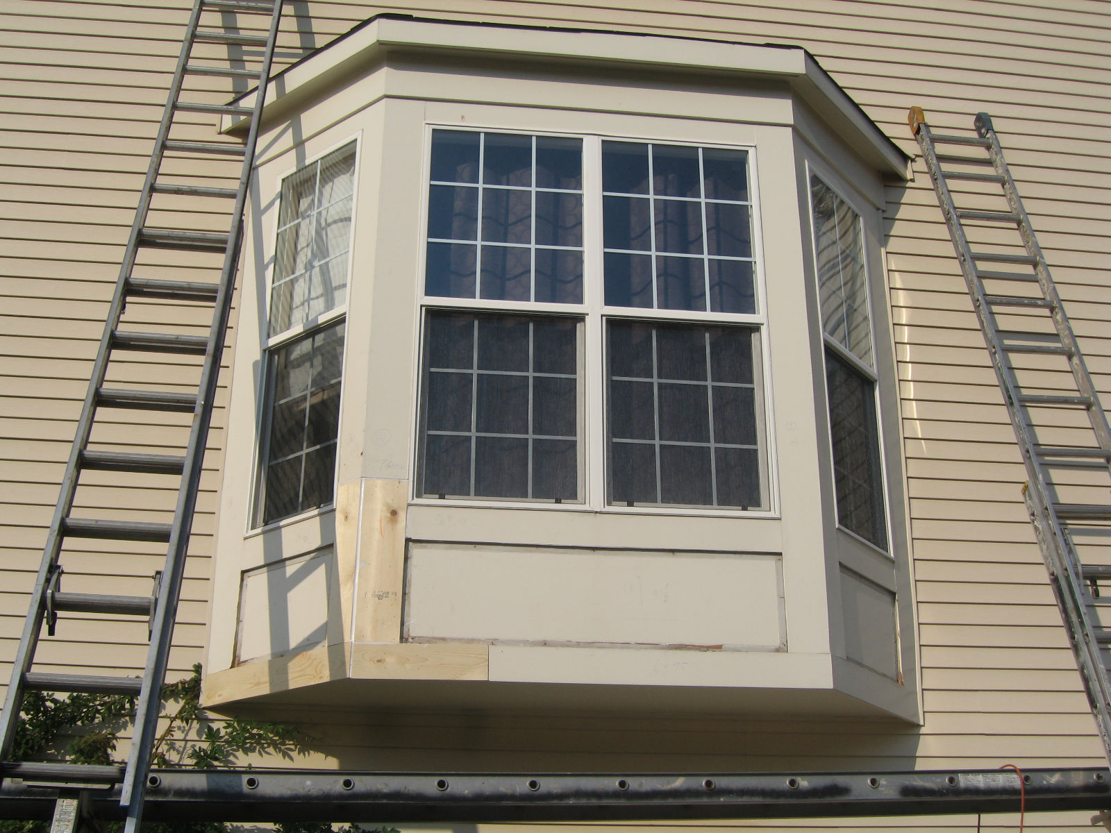 BFC inc Bay Window Capping Wood Replace