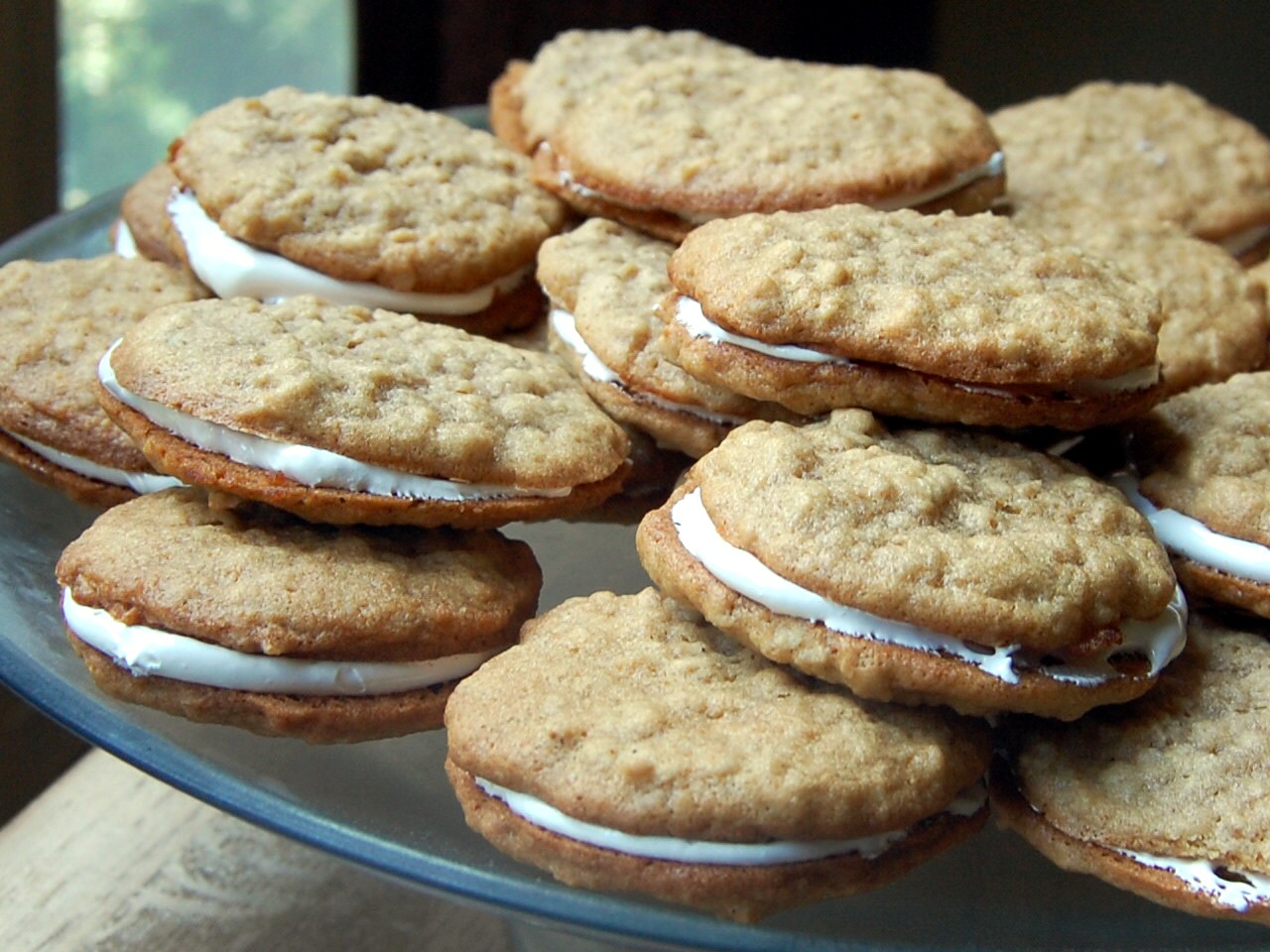 Cassie Craves Oatmeal Crème Pies