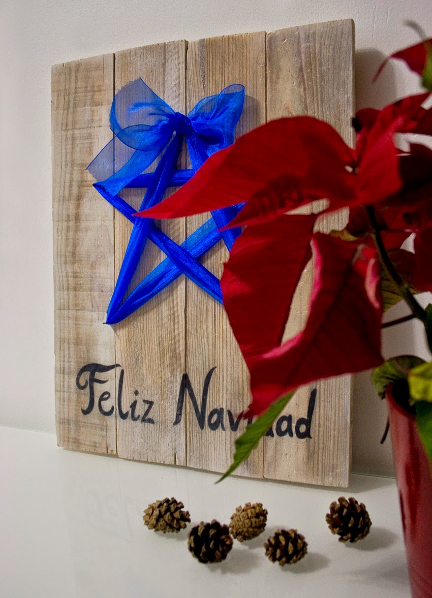 Diariodeco9: Diy Feliz navidad con madera de palet y lazo para Yaicla8