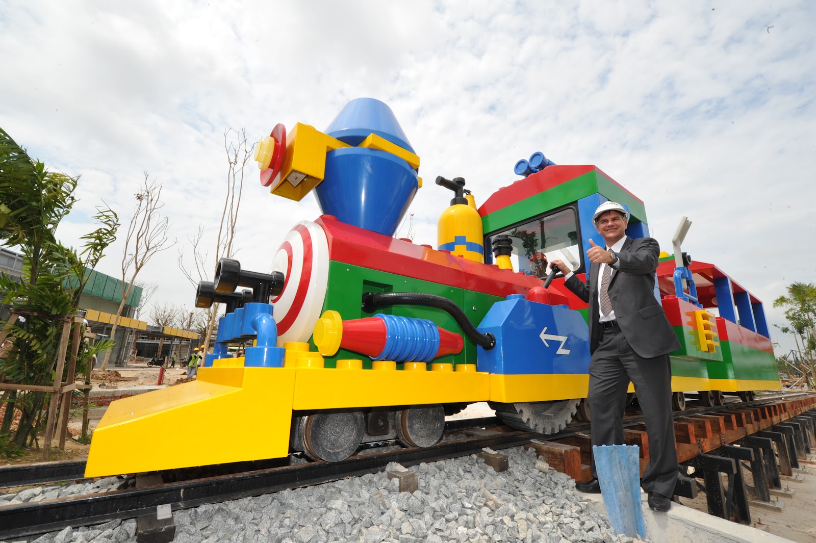 gambar-tumpang-legoland-2