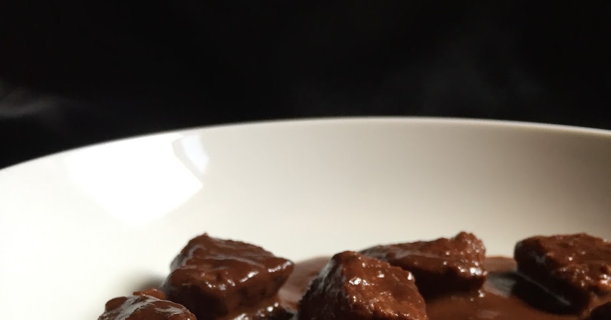 Inglourious Bananas Wasabi Chocolate Beef Stew // Spezzatino di manzo