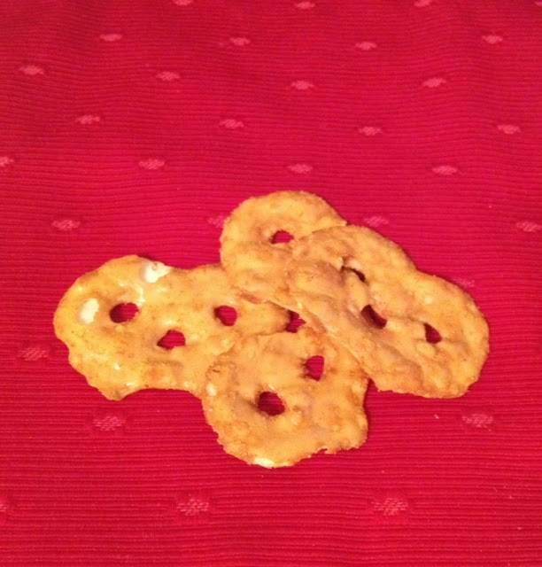 Swappin' Spoons Pretzel Crisps® Review