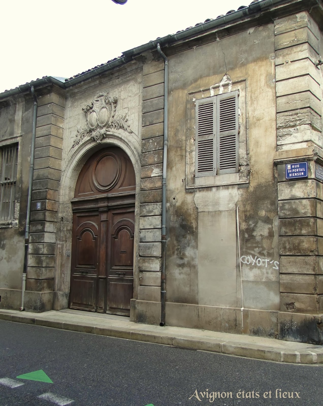 Impressions d'Avignon Coin de rue 2