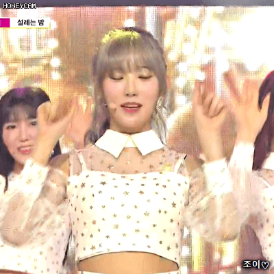 180307 쇼챔피언 컴백무대 루다.gif