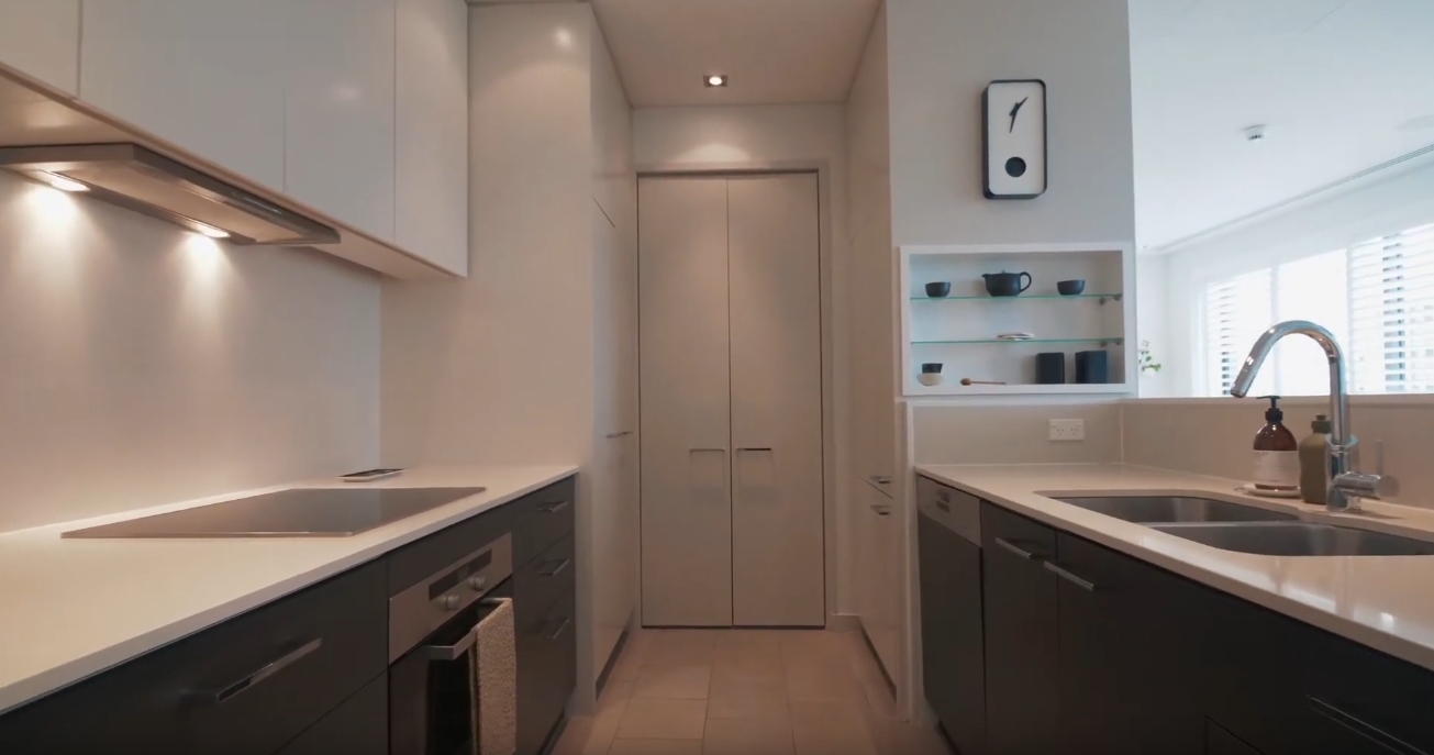 18 Photos vs. 1905/26 Albert St, Auckland, New Zealand Condo Interior Design Tour