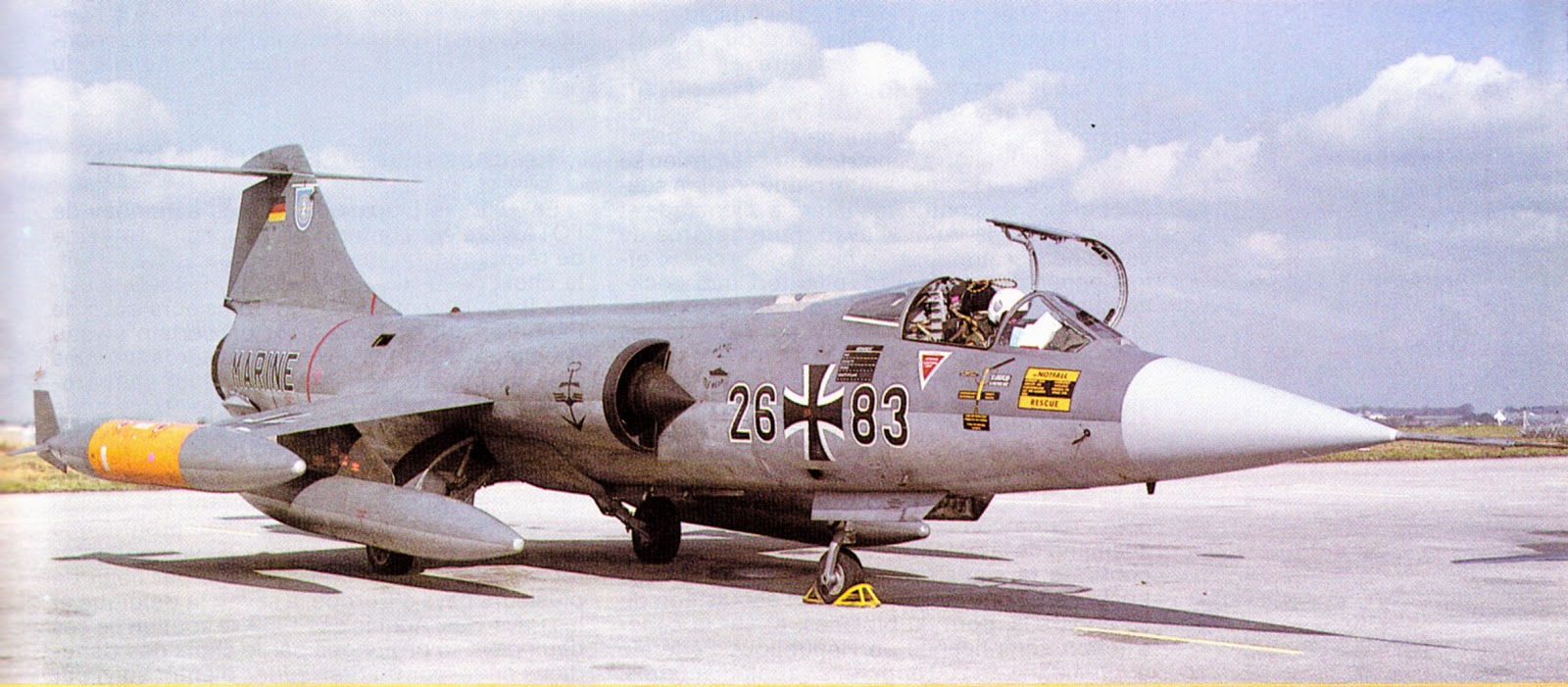 PHILATELIE et AVIATION MILITAIRE MFG2 EGGEBEK 25 ANS