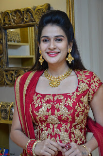 Jenny Honey in Stunning Dark Red Anarkali Dress at Splurge   Divalicious curtain raiser ~ Exclusive Celebrities Galleries 006