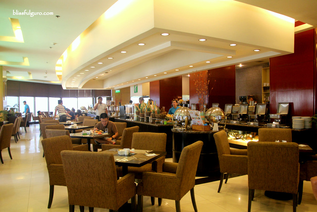 Holiday Inn Galleria Manila Blog