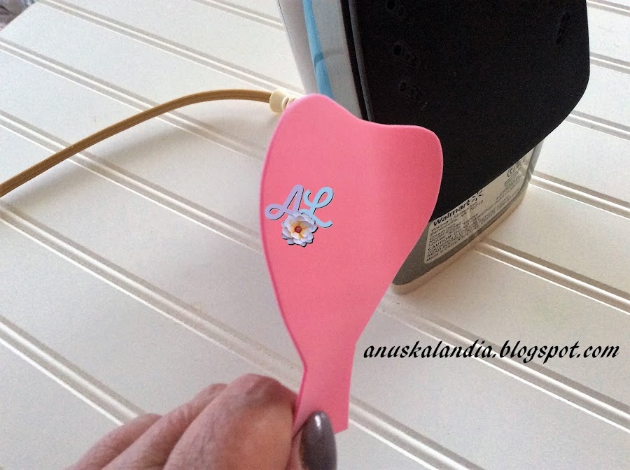 Rosa-gigante-goma-eva-o-foamy-2-calentar-en-plancha-Anuskalandia