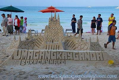 philippines_boracay_sand_castle