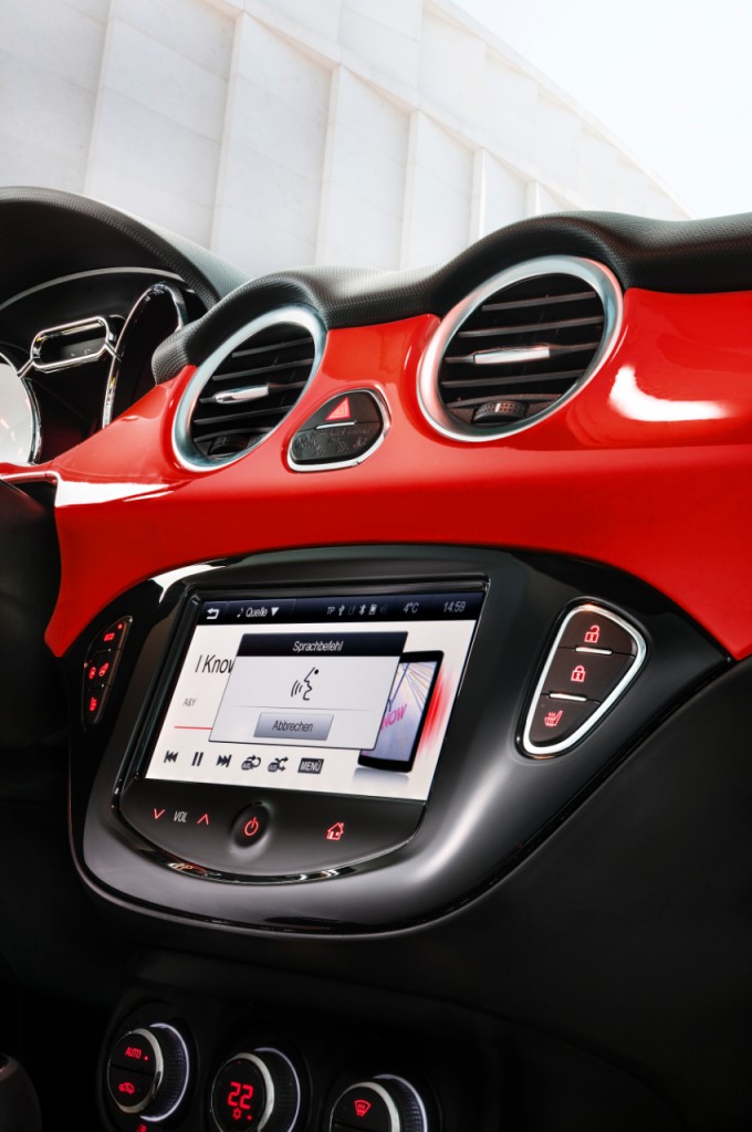Riwal8 Blog New Opel Adam To Offer Iphone Users Siri Eyes Free Integration