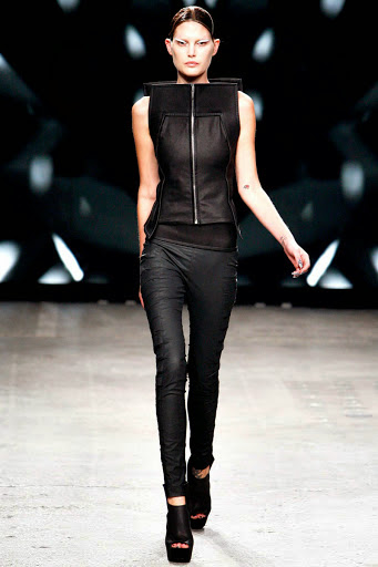Gareth Pugh Spring/summer 2012/13 Women’s Collection