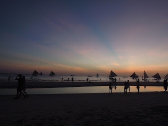 The 14 Top Things To Do In Boracay For First-Timers [A Travel Guide]